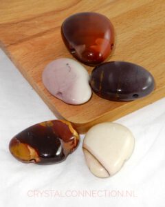 Mokaiet doorboorde hanger