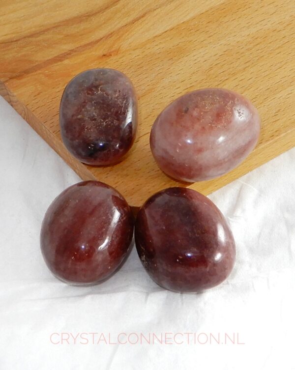 aardbeienkwarts-trommelsteen-middel Aardbeienkwarts trommelsteen