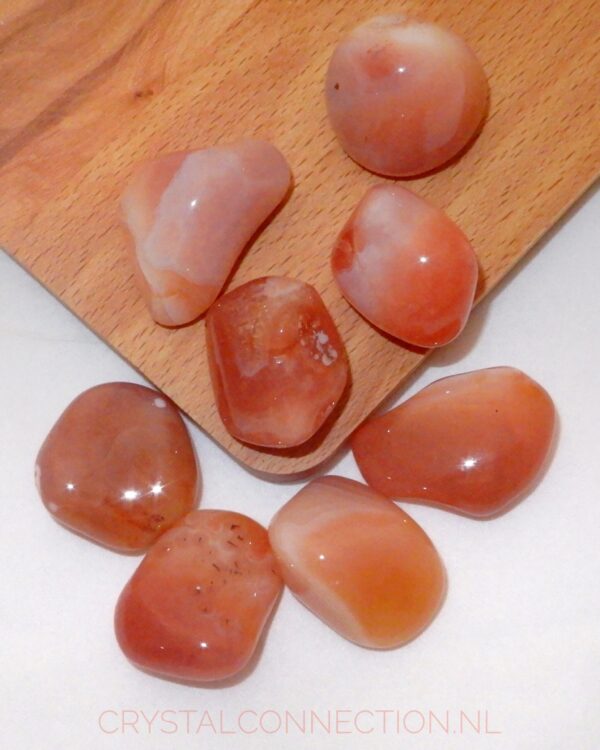 Abrikoosagaat trommelsteen