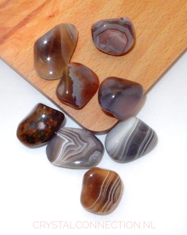 Agaat gestreept trommelsteen