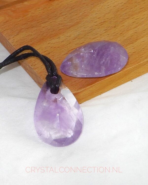Amethist doorboorde hanger