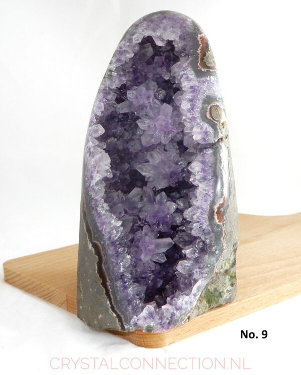 amethist-geode-aangeslepen-no9-scaled Amethist geode aangeslepen