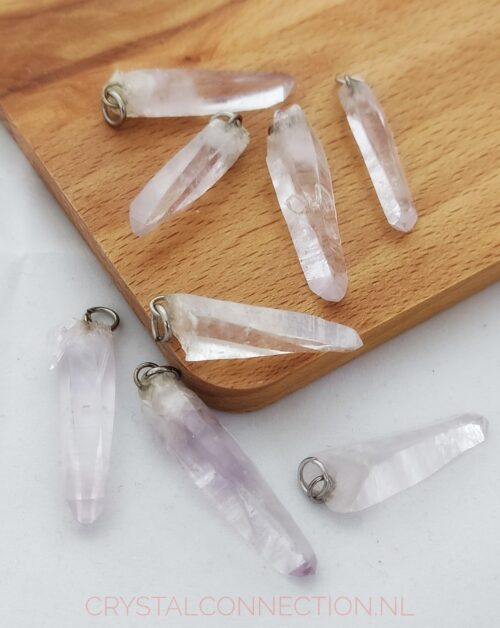 Amethist Vera Cruz hanger