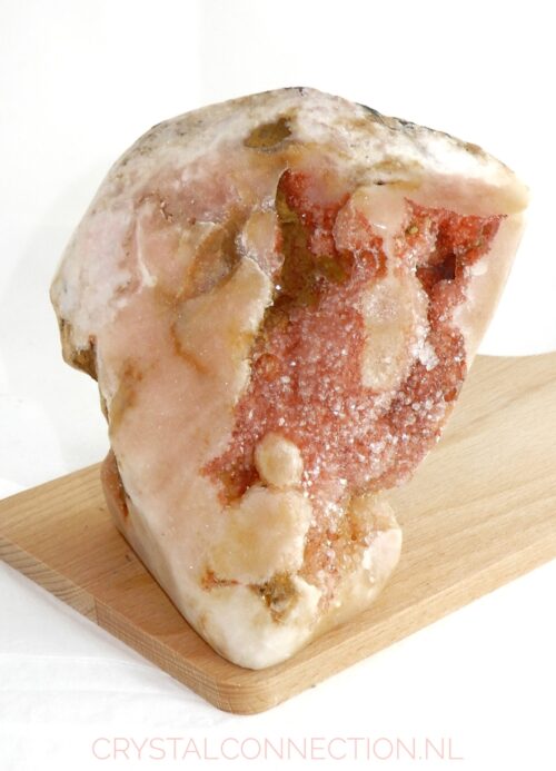 amethist-roze-ruw-voorkant-nr.1-scaled Roze Amethist aangeslepen