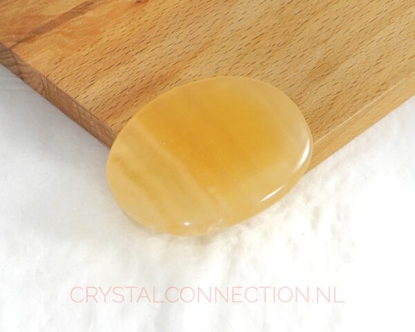 Zonnige oranje calciet  Blije Kei