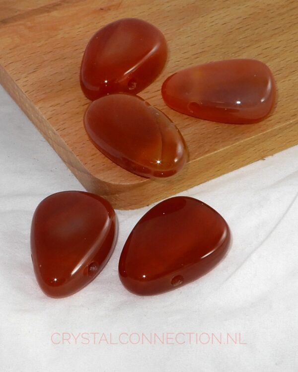 Carneool doorboorde hanger