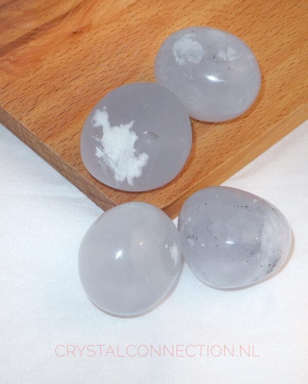 Chalcedoon trommelsteen