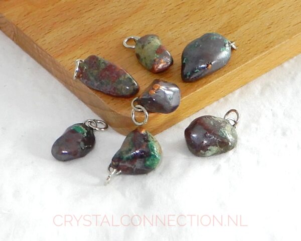 chrysocolla-hanger-met-koper-1 Chrysocolla donut