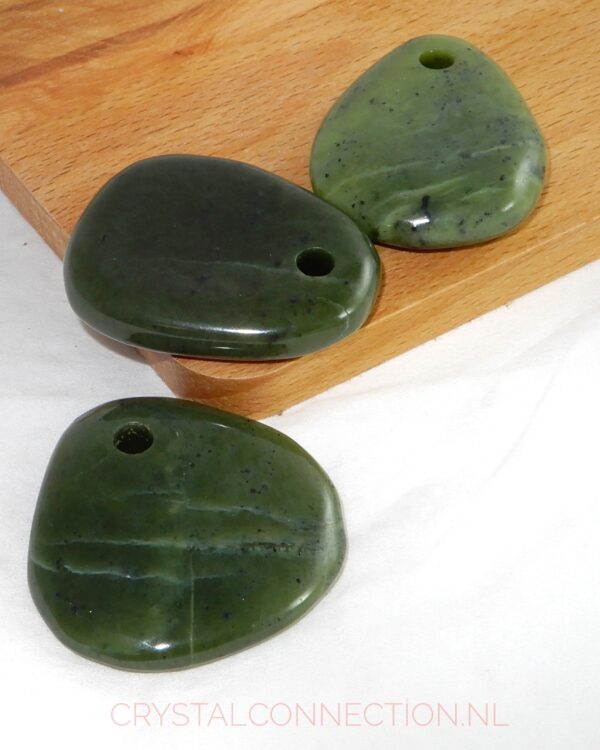 Jade doorboorde hanger