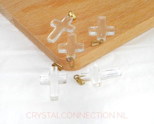 kruisje-bergkristal Kruis hangertje