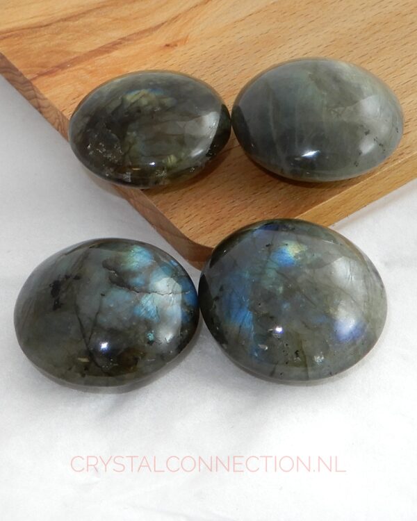 Labradoriet disk-linzesteen