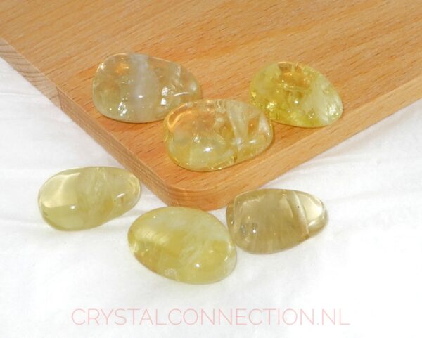 Lemonkwarts doorboorde hanger