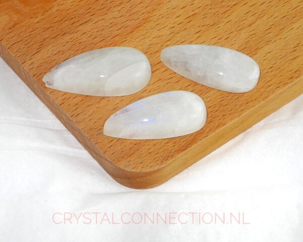 Maansteen blauw cabochon