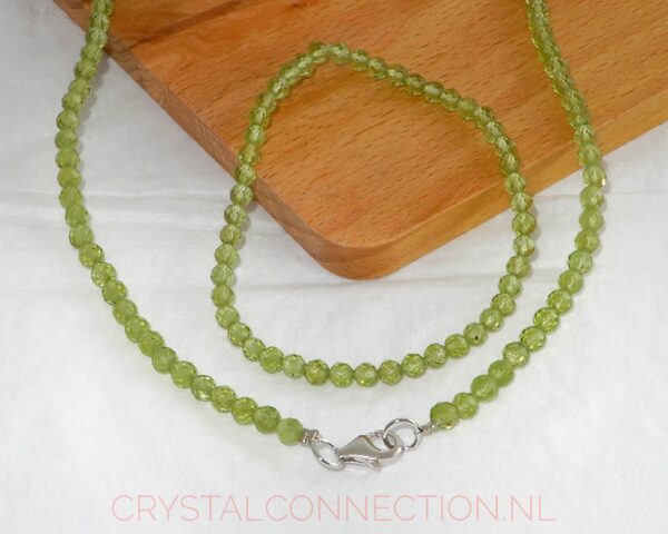peridoot-set-facet-4mm Peridoot armband