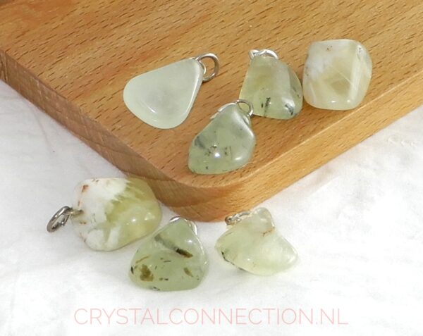 prehniet-hanger-klein Prehniet hanger