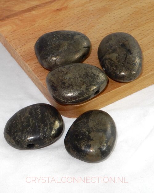 Pyriet doorboorde hanger