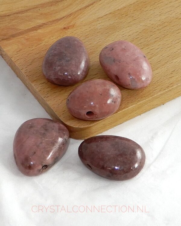 Rhodoniet doorboorde hanger