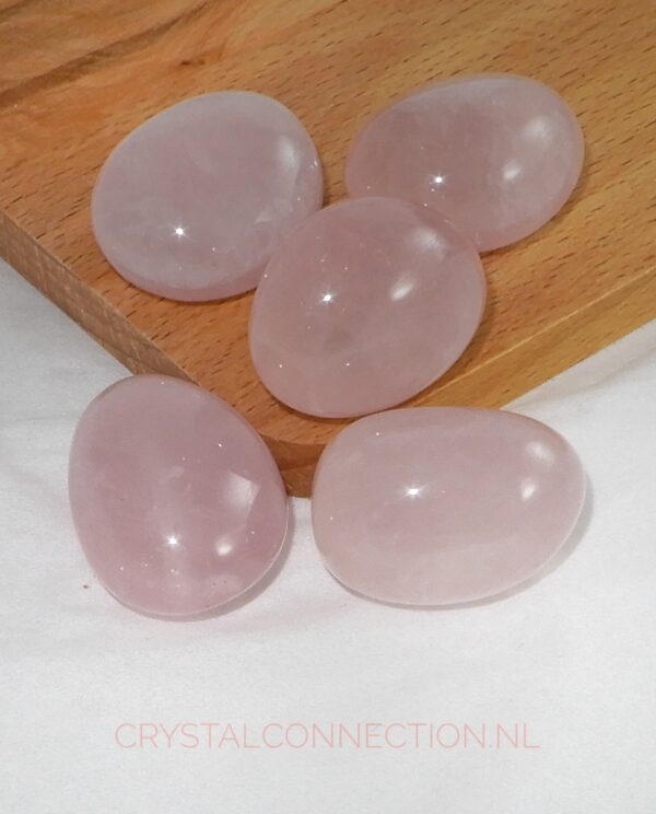 Rozekwarts schijfsteen