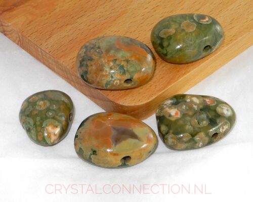 Rhyoliet doorboorde hanger