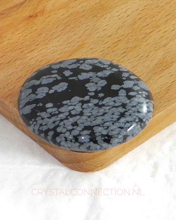 Magische obsidiaan sneeuwvlok Blije Kei