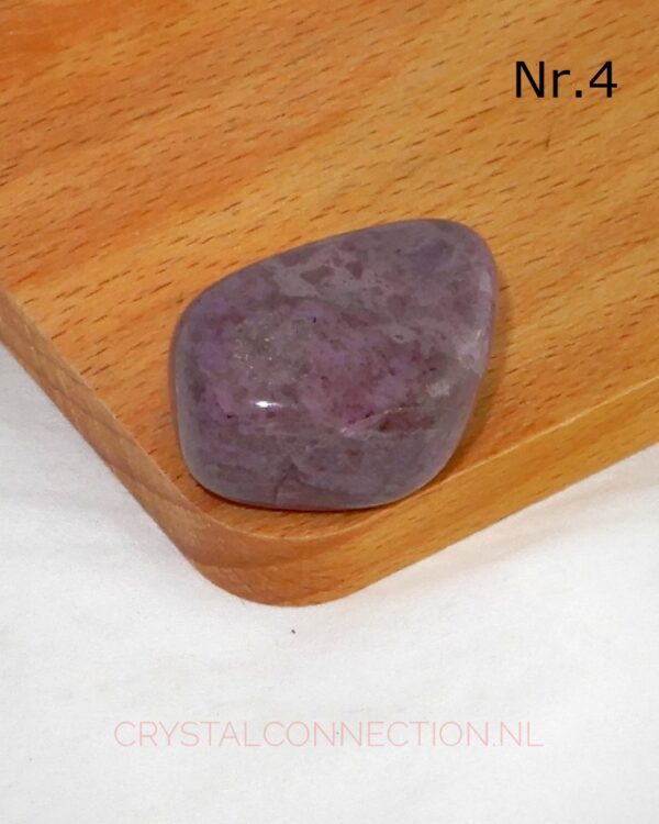 Sugiliet trommelsteen