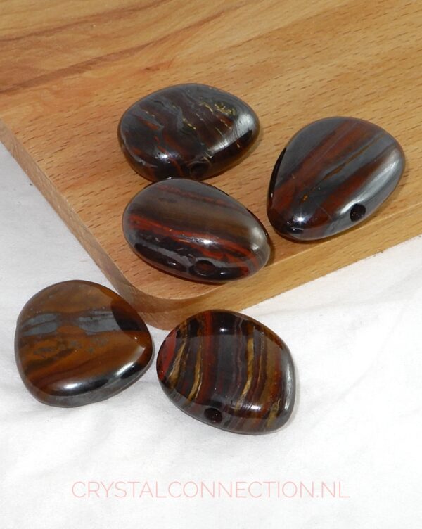 Tijgerijzer doorboorde hanger