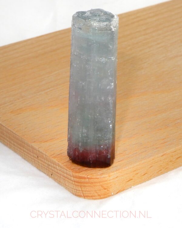 Toermalijn blauw uniek staand exemplaar