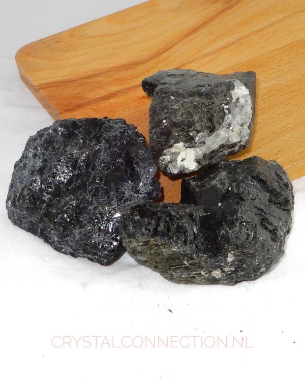 toermalijn-zwart-ruw-75-100g Toermalijn zwart ruw