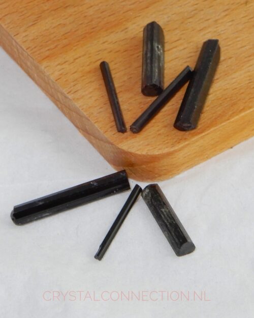 Toermalijn zwart staafje