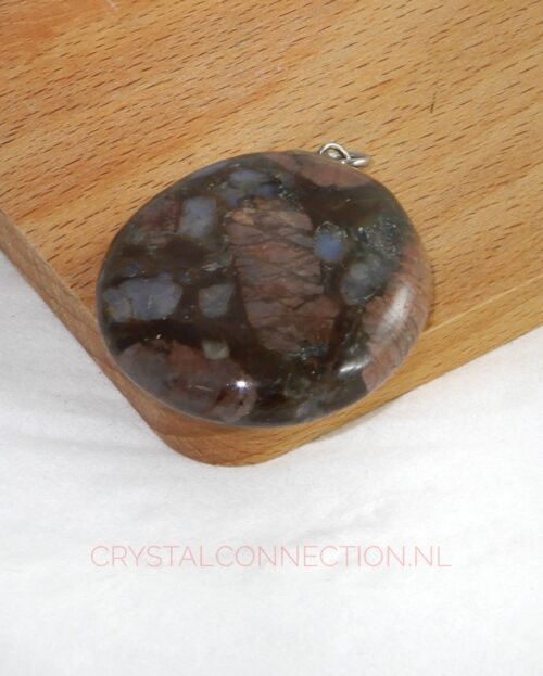 vulkaniet-hanger-plat Vulkaniet hanger uniek