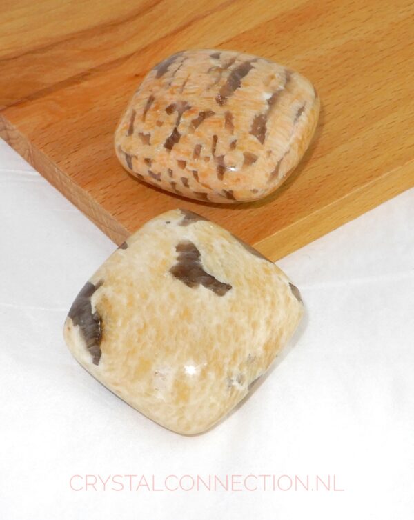 Maansteen kussensteen