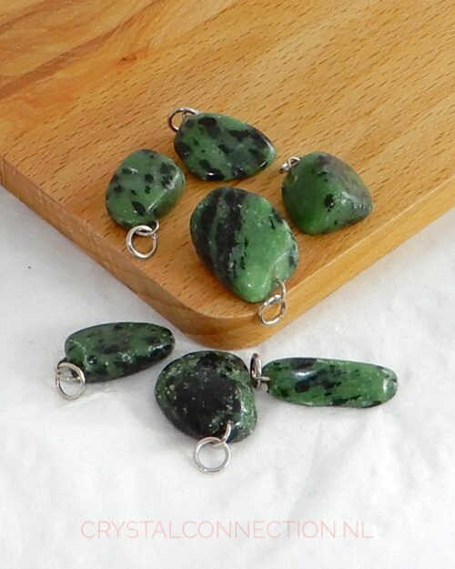 zoisiet-hanger Zoisiet hanger