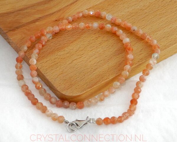 Zonnesteen ketting