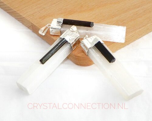 Seleniet met zwarte toermalijn hanger