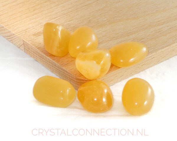 Calciet oranje waterstenen